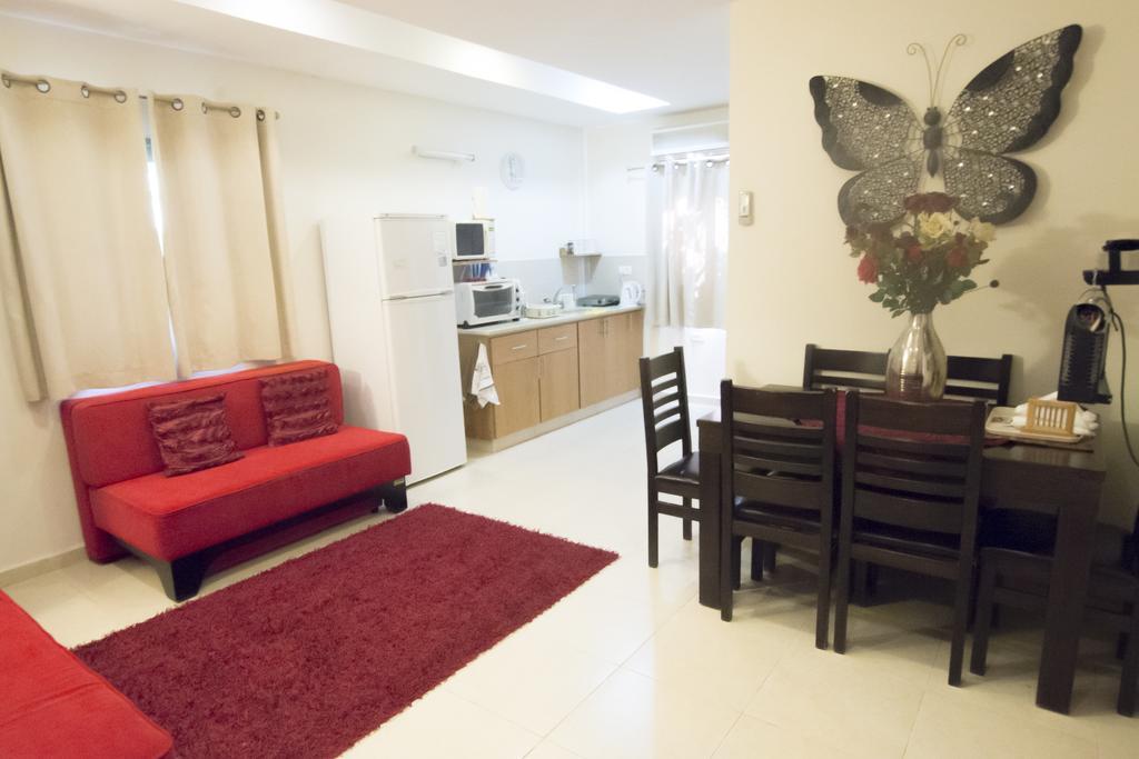 Elimelech Bapardes Villa She'ar Yashuv ภายนอก รูปภาพ